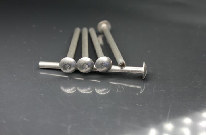 不銹鋼中空鉚釘怎么鉚接？他被運用到那個行業？
